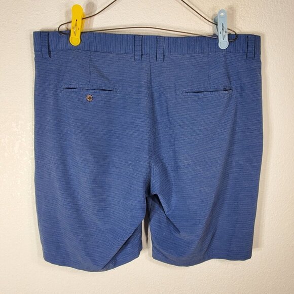 Travis Mathew Mens Chino Golf Shorts Size 40 Blue Casual Hybrid Performance - Picture 2 of 6